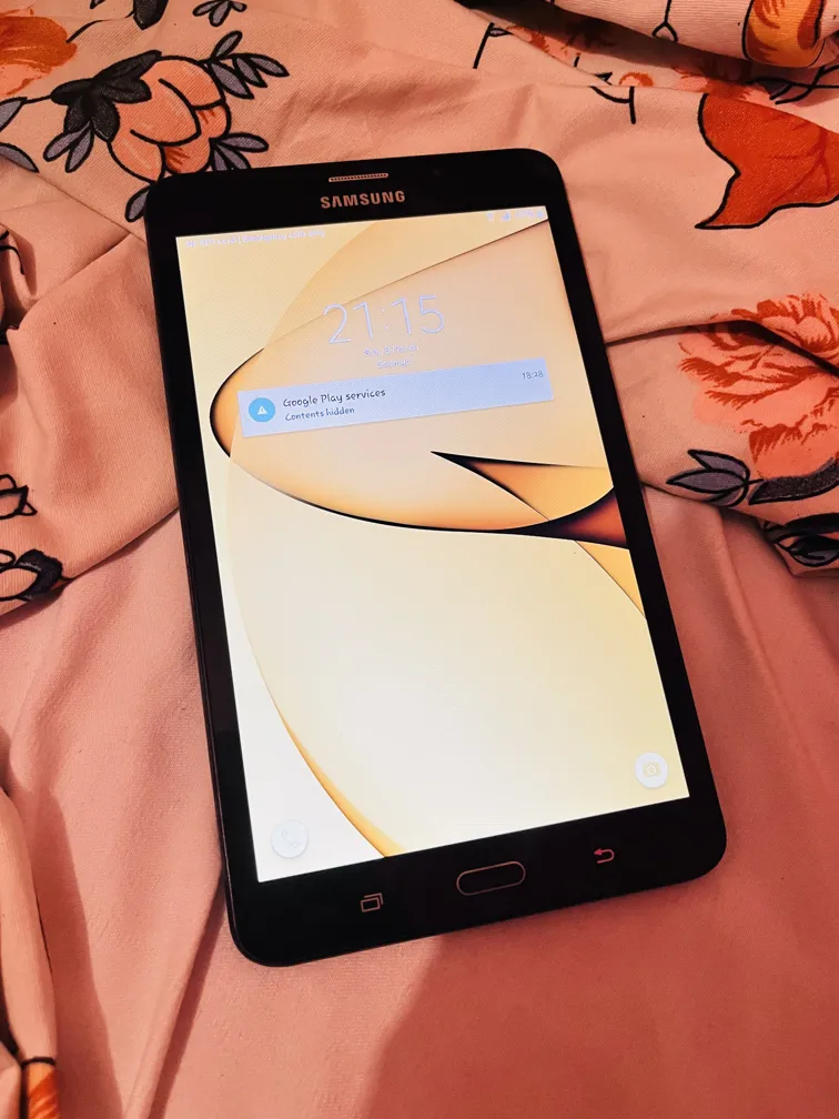 Samsung Tablet - Used - Electronics - Black - 8GB RAM - 8GB Storage