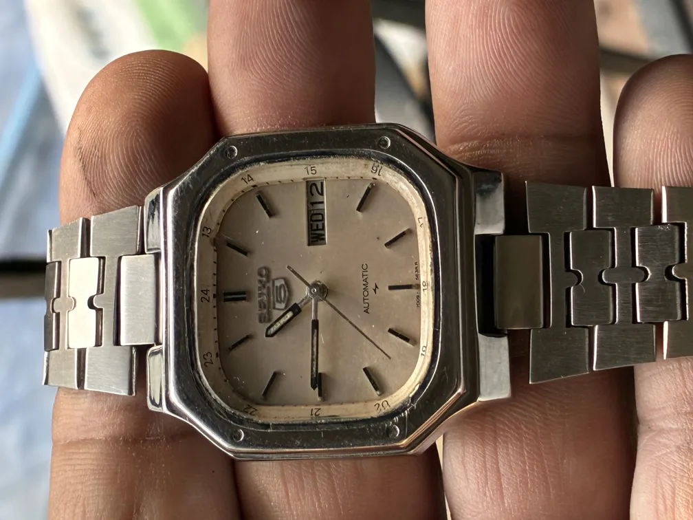 Seiko 5 Automatic Watch - Used - Unisex - Tank Style - Silver - Original Steel Bracelet