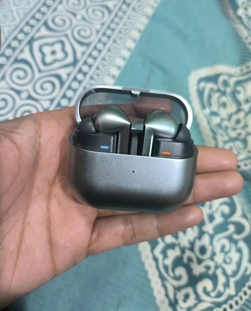 Samsung Galaxy Buds 3 Pro | Slightly Used | Earbuds | Black | High-quality Audio