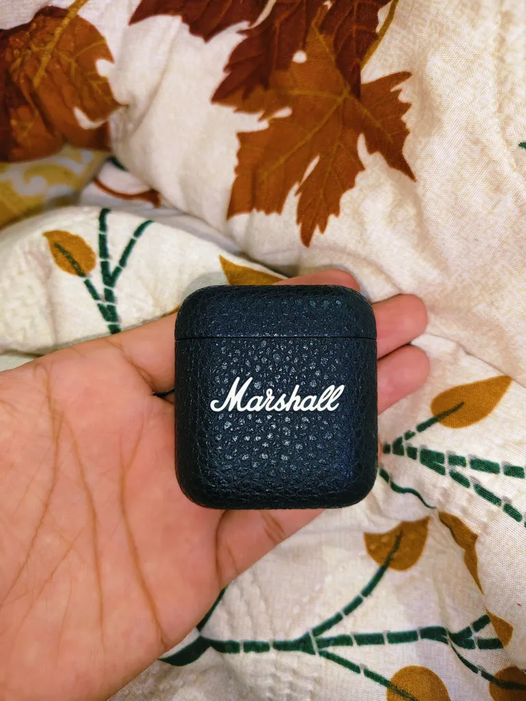 Marshall Minor IV Like New Wireless Bluetooth Headphones Black