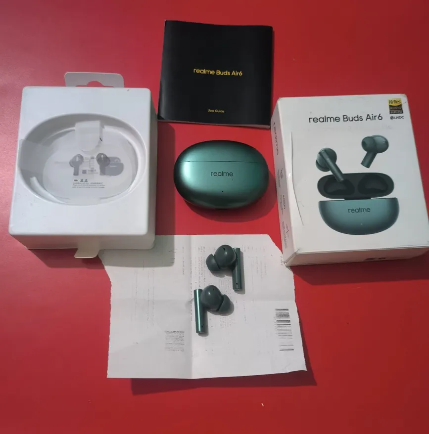 Realme Buds Air 6 TWS Earbuds, 12.4mm Bass, 50db ANC, IP55, Used