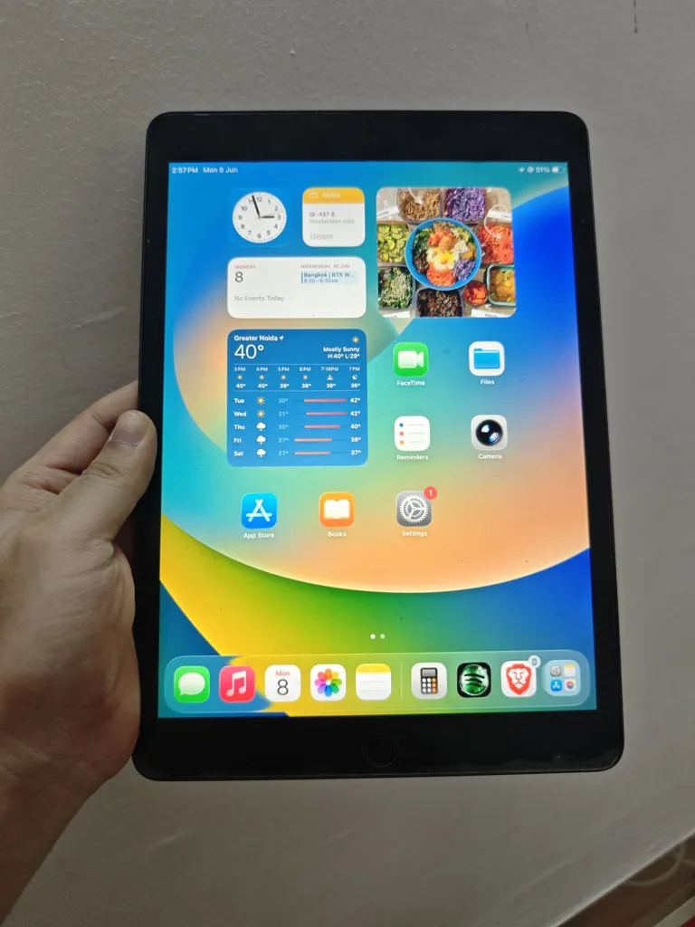 Ipad 9th Gen 64GB Wifi Demo Unit With Box