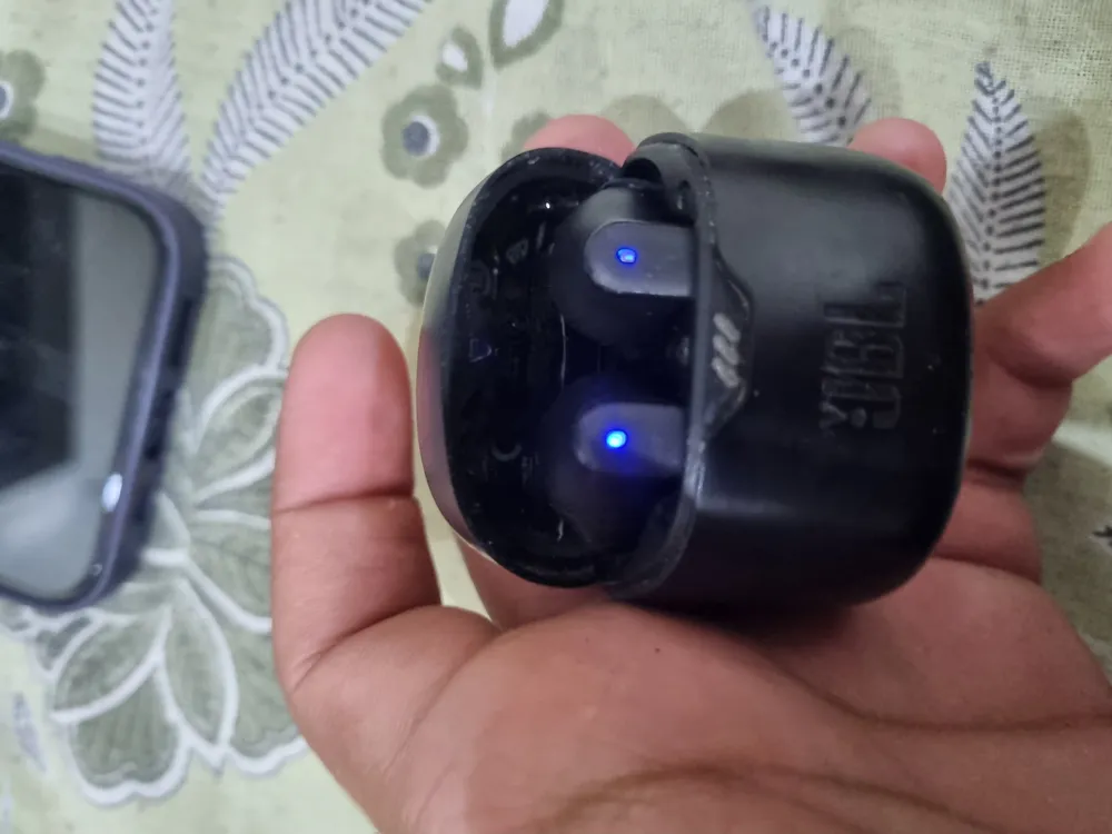JBL Flex Wireless Earbuds Black Good Condition
