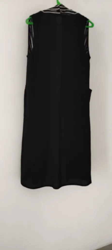 Summer Shrug Black Freesize Sleeveless Long