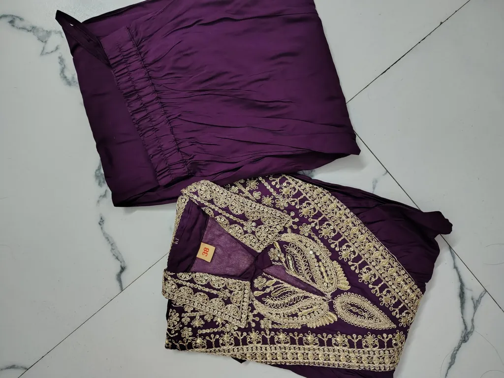 Elegant Women's L/XL Purple Silk Kurta Set With Golden Zari Embroidery