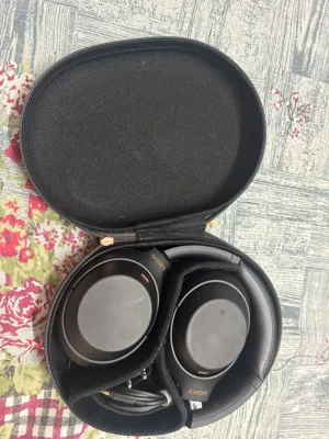 Sony WH1000-XM4 Used Headphones Black