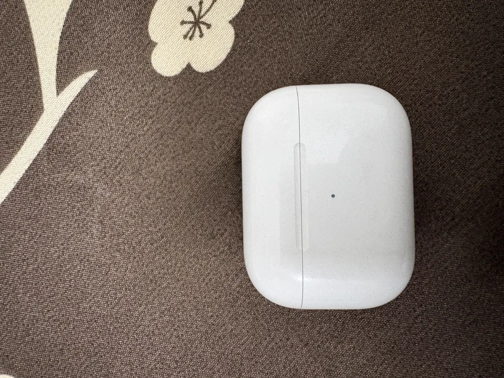 Apple Airpods Pro 2 Like New White Wireless Bluetooth Headphones