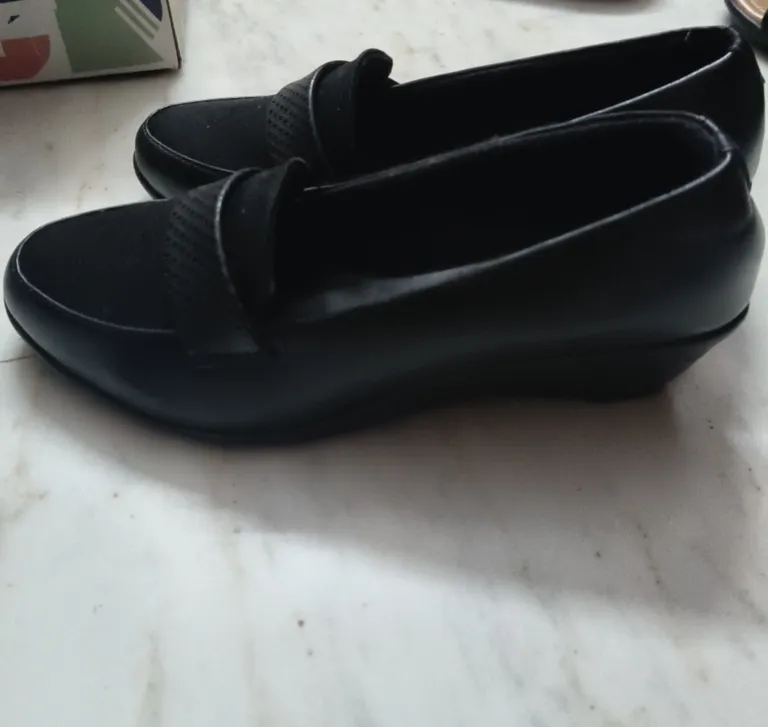 Sandle heel black