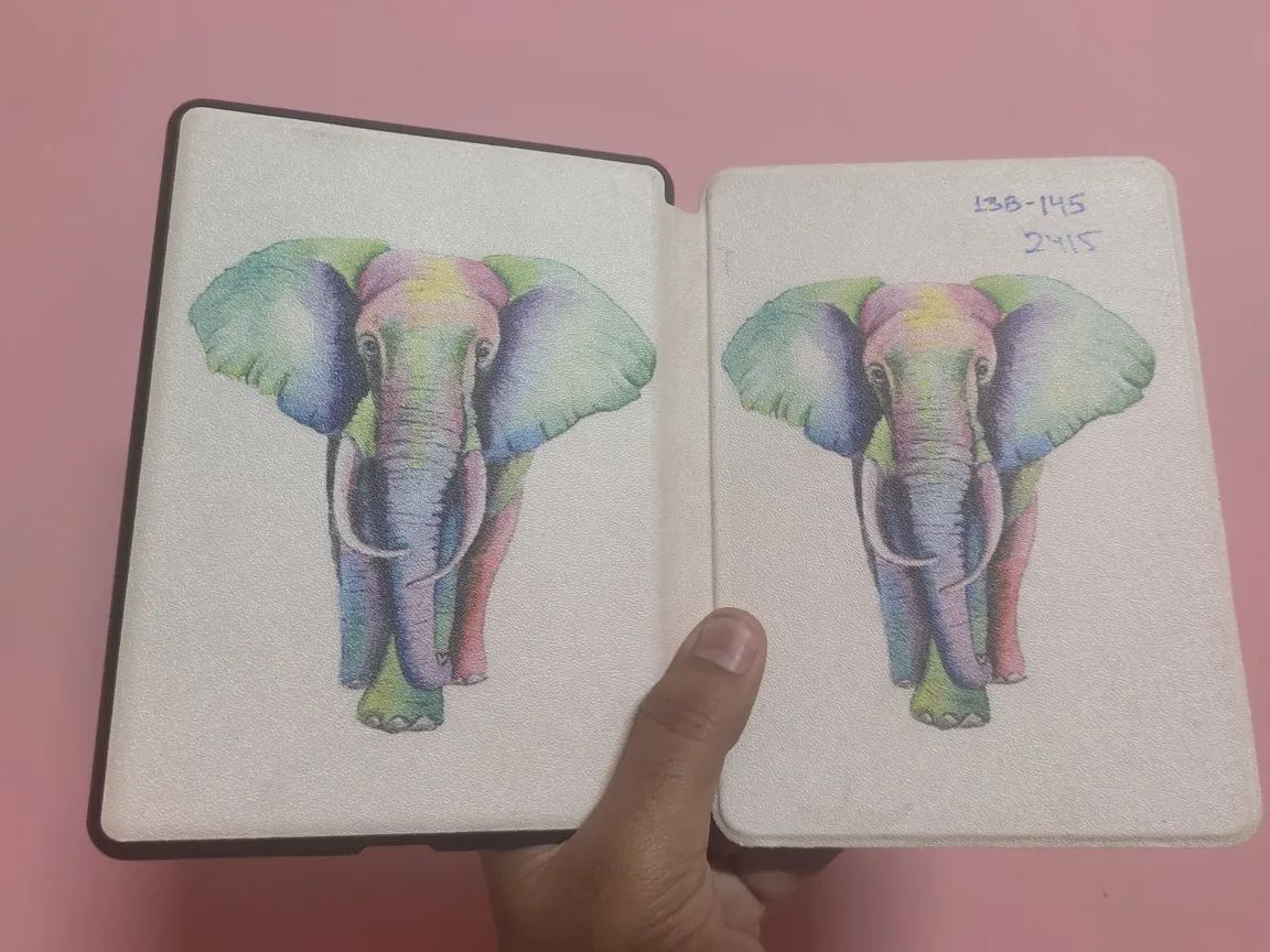 Kindle Paperwhite 11th Gen Good Condition Green 32GB Wireless Charging