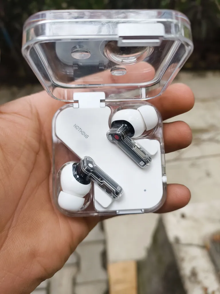 Nothing Ear 2 - Fully Working - Wireless Earbuds - White - Key Features Included