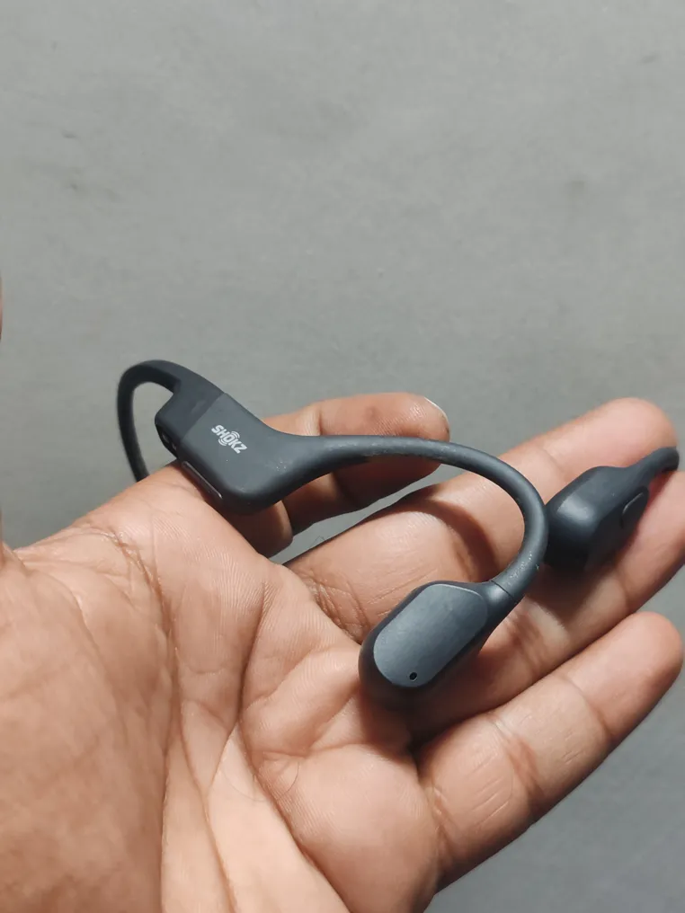 Shokz Openrun Preloved Sport Headphones Cosmic Black - Bone Conduction Technology