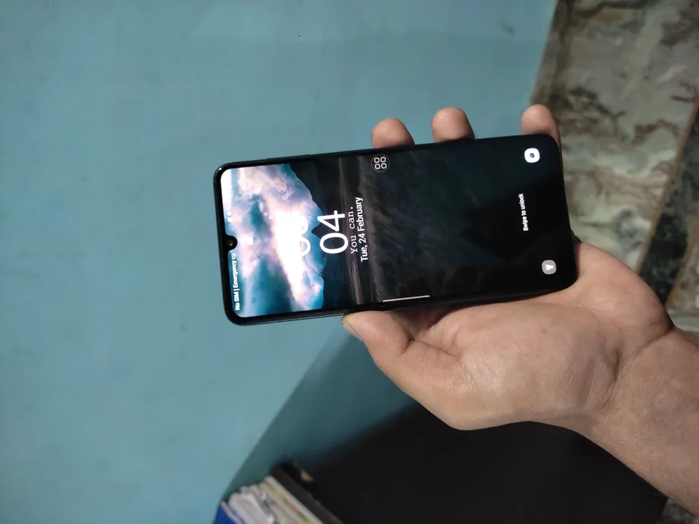 Buy used Samsung Galaxy M32 Good Condition Smartphone Blue 4GB RAM 64GB Storage online on Resellpur