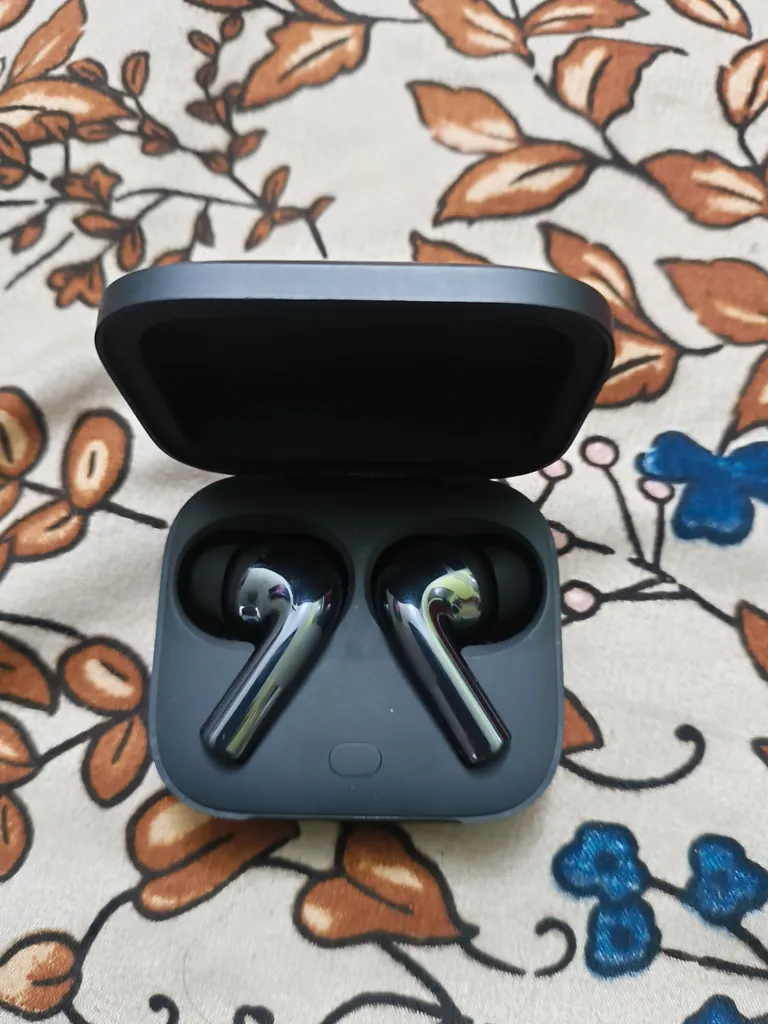 Oneplus Like New Wireless Earbuds Black