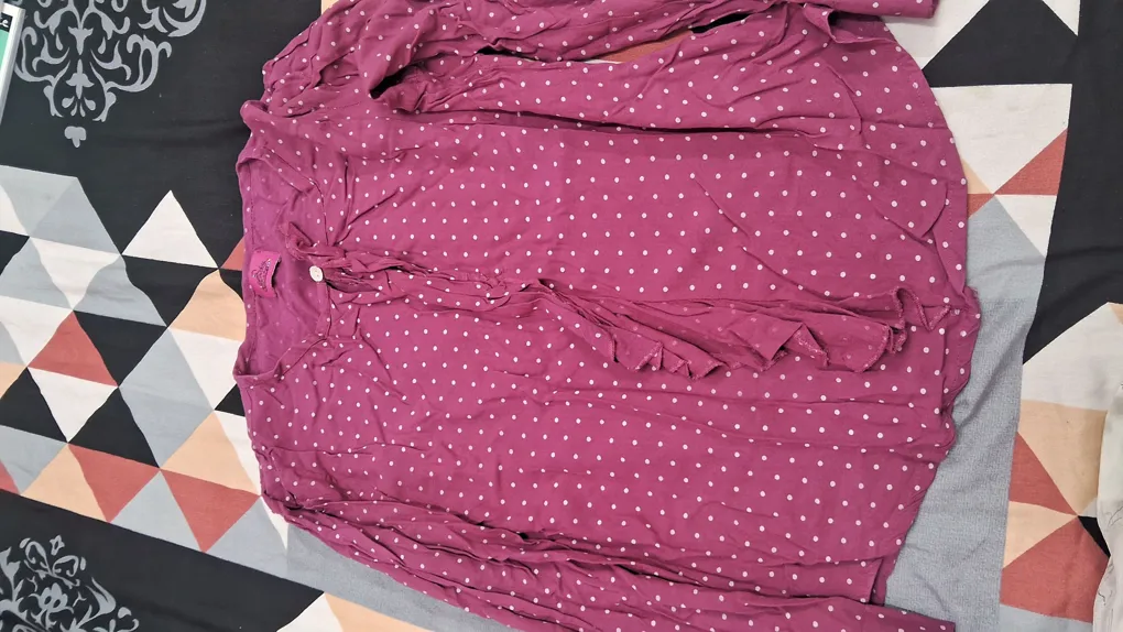Top Women's Blouse Purplish Pink Polka Dot XS/S Button Detail