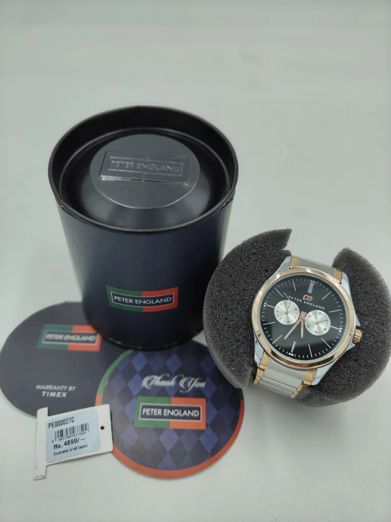 Peter England Men's Analogue Chain Watch - Elegant Gift