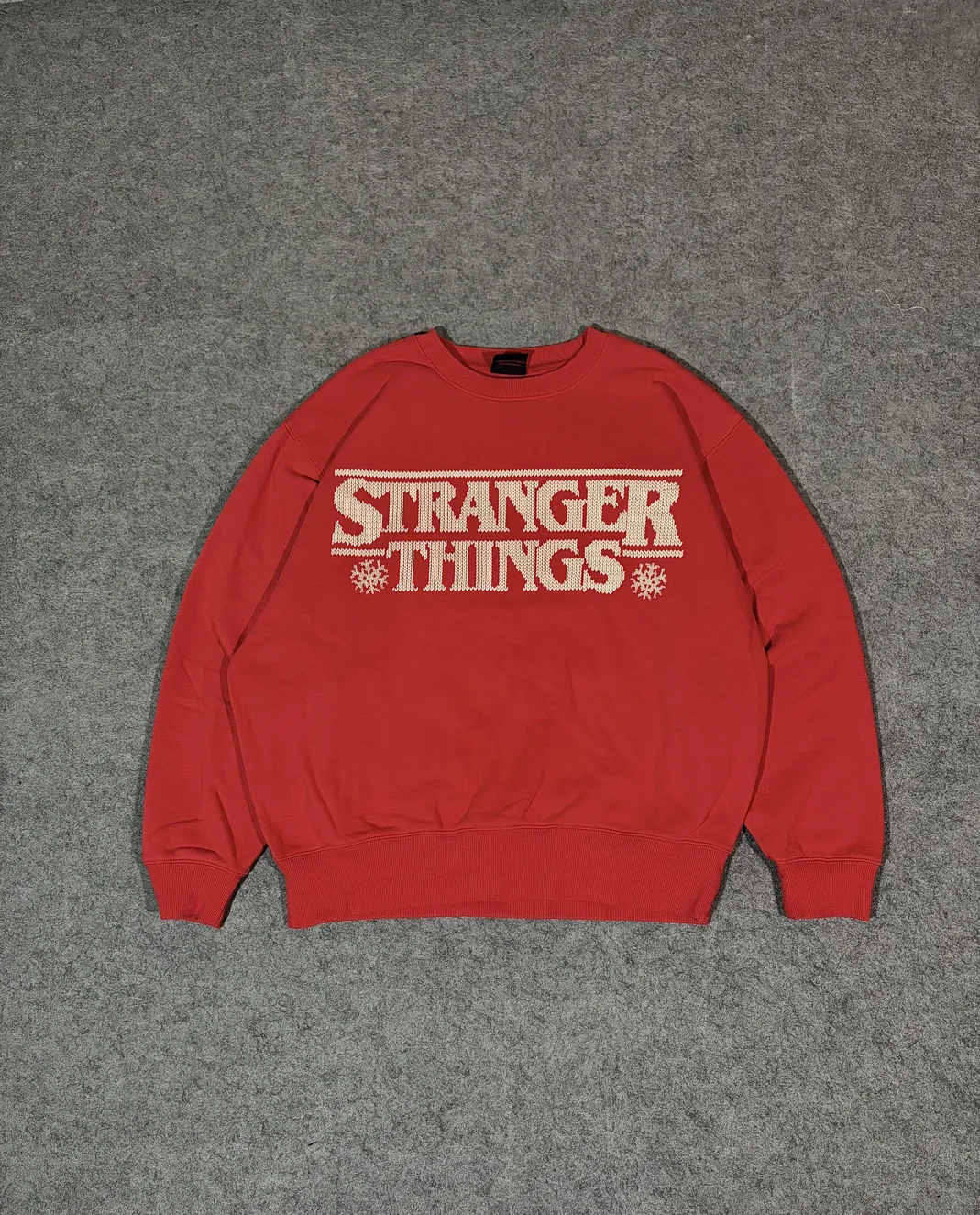Stranger Things Very Good S Sweatshirt Red Boxy Fit Graphic