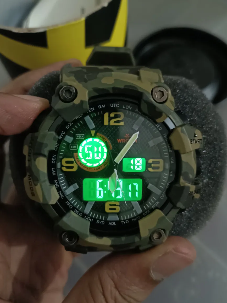 Men's Analog-digital Watch With Rubber Strap - Black