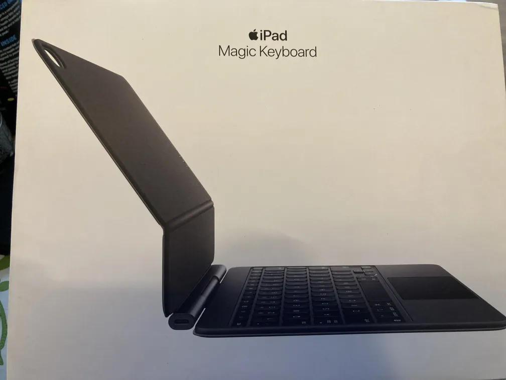 Apple Ipad Air Magic Keyboard Mint Condition Black 11''