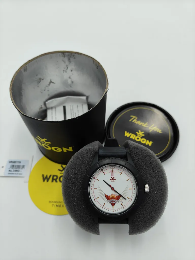 WROGN Men's Analog Watch With Rubber Strap - Black