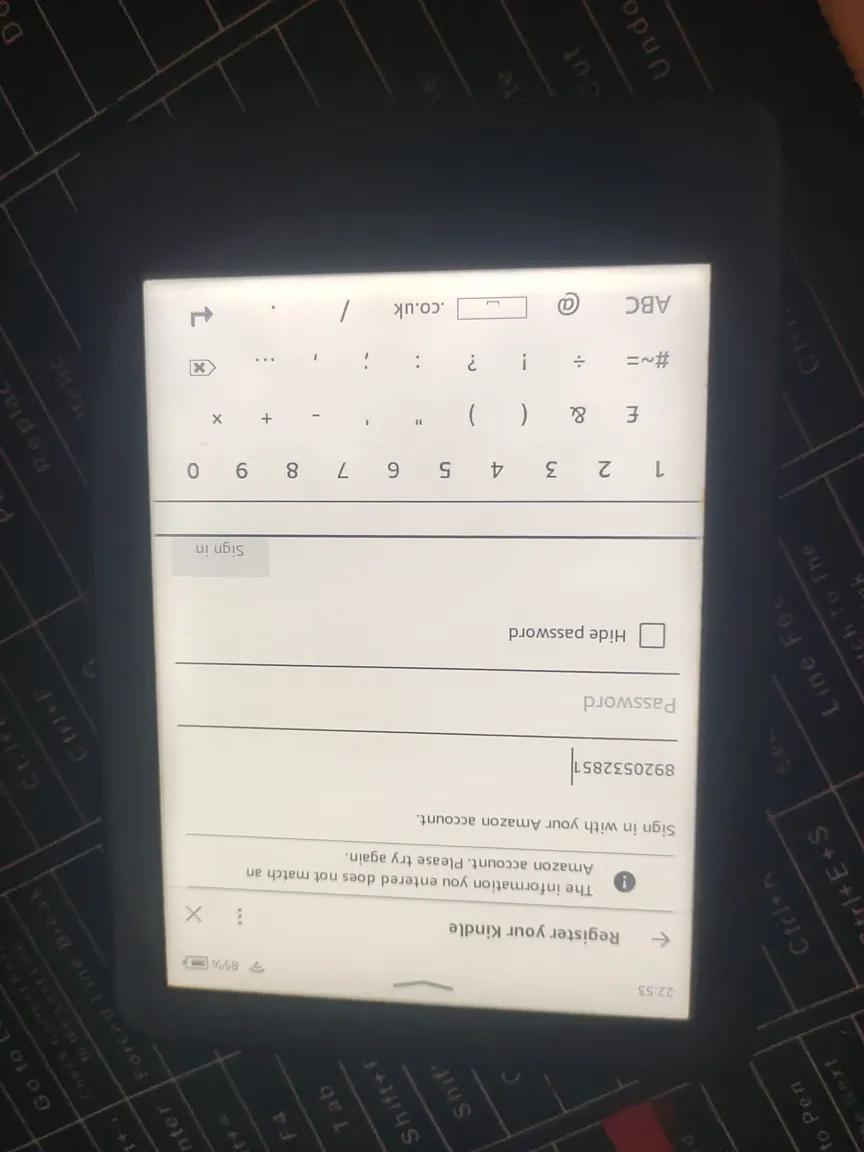 Kindle 10th Gen Working Condition Black 8GB Side Broken