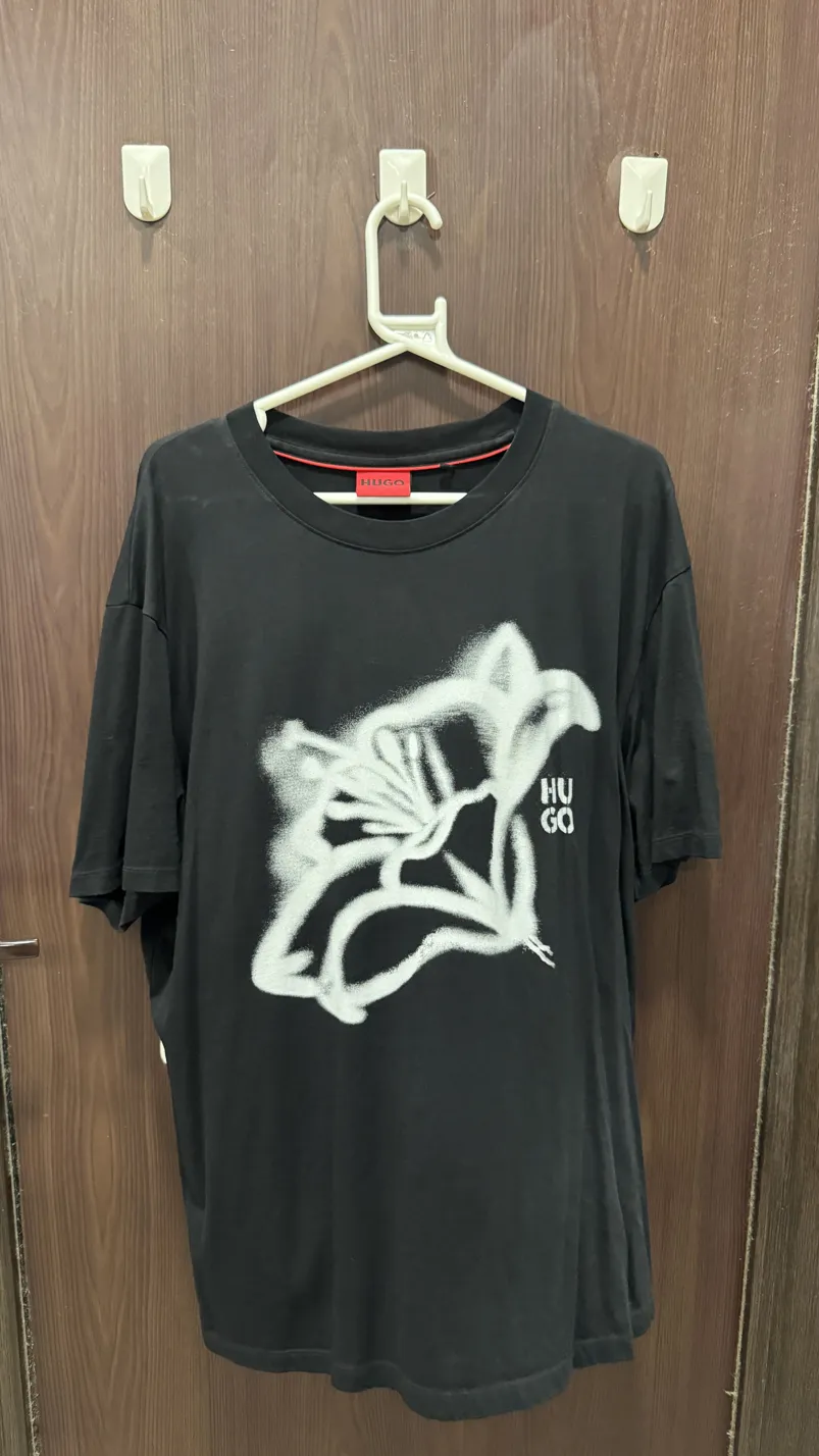 Hugo New Condition Men's T-shirt Black L/XL Stretchable