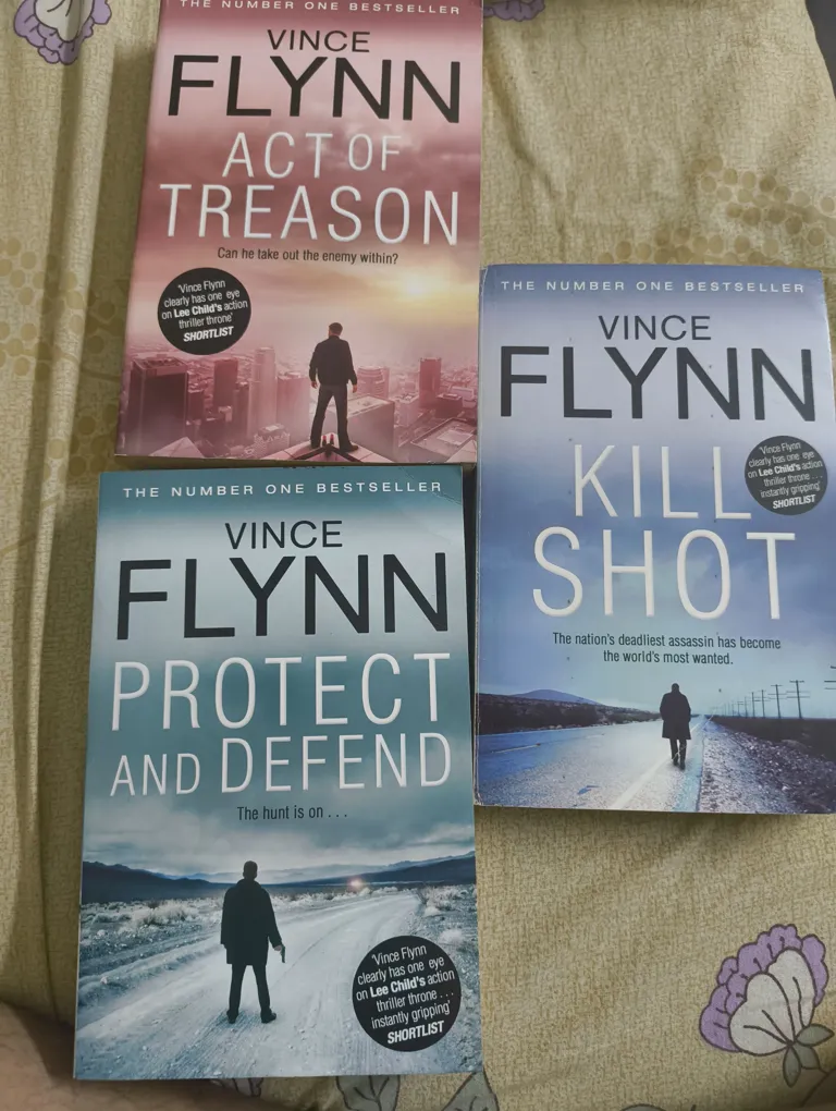Vince Flynn 3-book Set: Protect And Defend, Act Of Treason, Kill Shot - Paperback