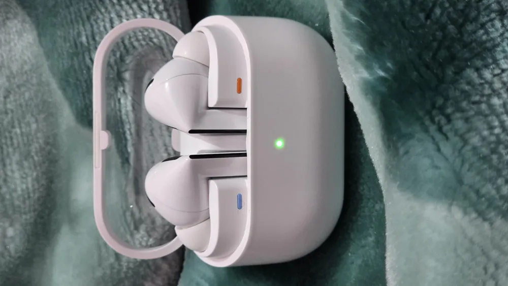 Samsung Buds 3 Pro | Used | Earbuds | White | Original With Box