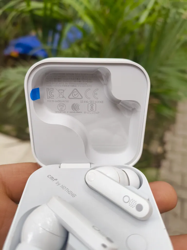 Cmf Buds Pro2 Unused White Wireless Earbuds