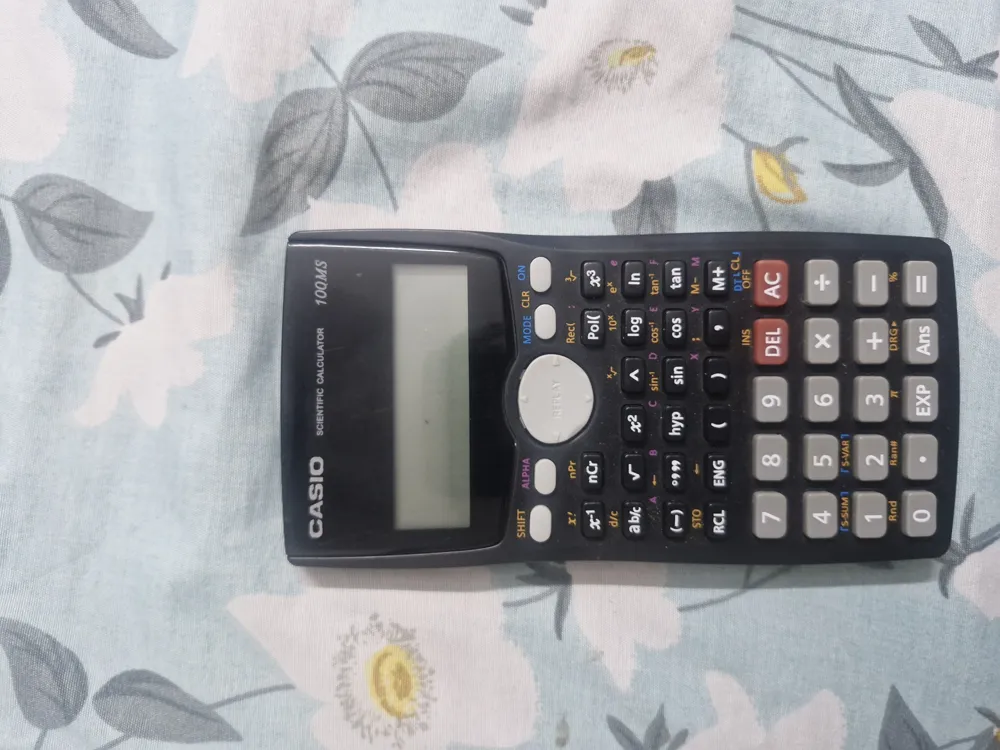 Casio Used Scientific Calculator Black 100MS