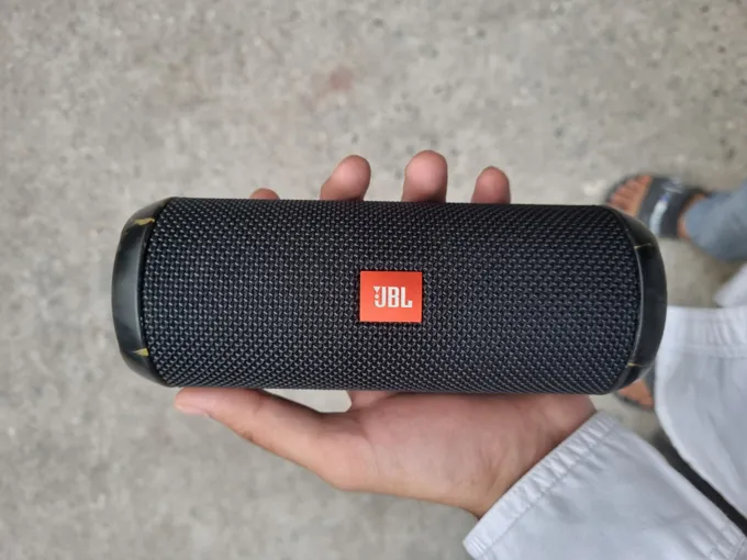 Sold second hand JBL Flip 3 Fair Condition Black Speaker on Resellpur