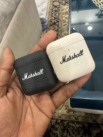 Buy used Marshall Minor IV - Unused Display Unit - Black & White - Charging Adapter Included online on Resellpur