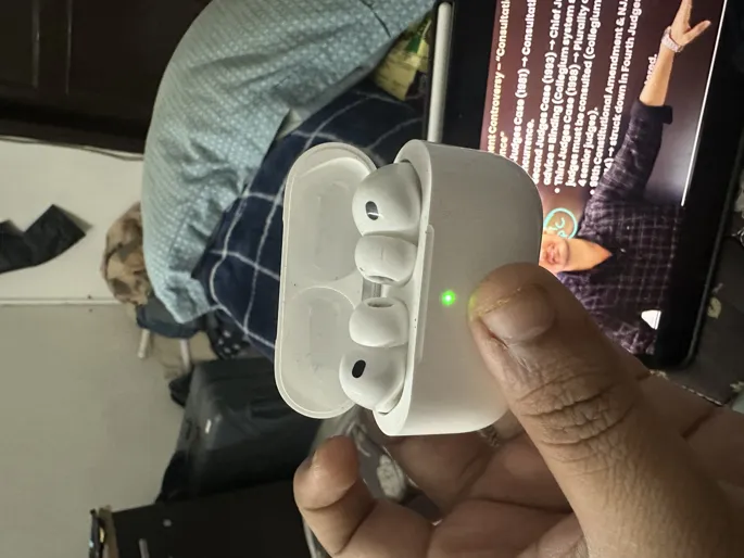 Buy used Apple Airpods Pro 3 - Excellent Condition - White - Original With Bill online on Resellpur