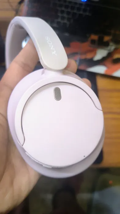 Sold second hand Sony WH-CH720N Wireless Headphones Active Noise Cancellation 35hrs Battery on Resellpur