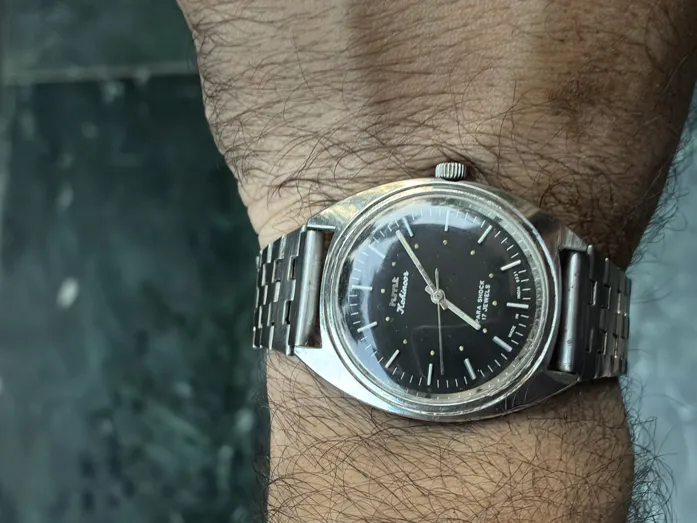 Buy used HMT Kohinoor Vintage Mechanical Men's Watch Black Dial 17 Jewels online on Resellpur