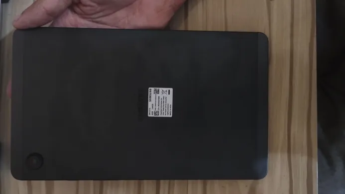 Buy used Samsung Galaxy Tab A9 Pristine Condition Tablet Gray 8.7 Inch 4GB RAM 64GB ROM Wi-fi+4g online on Resellpur