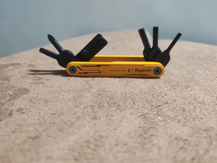 Buy used Smallrig Limited Edition Multi-tool Bumblebee Yellow 7-in-1 Precision Kit online on Resellpur