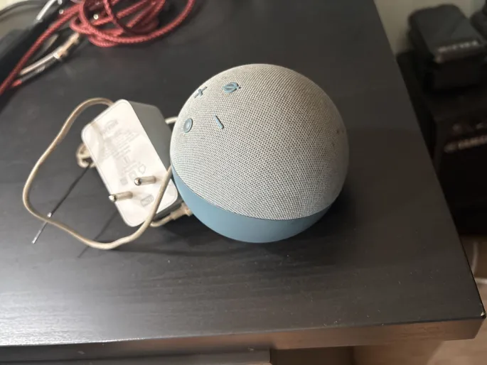 Buy used Amazon Alexa Echo Dot Smart Speaker (5th Gen) online on Resellpur