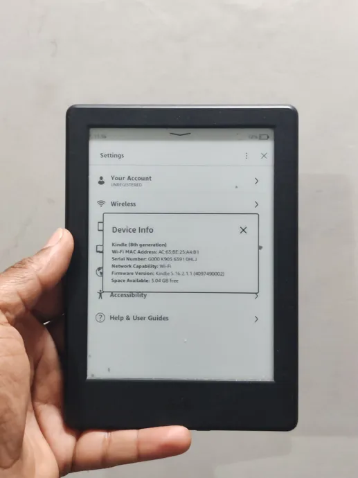 Buy used Amazon Kindle 8th Gen Used Ebook Reader Black 4GB Glare-free Display online on Resellpur