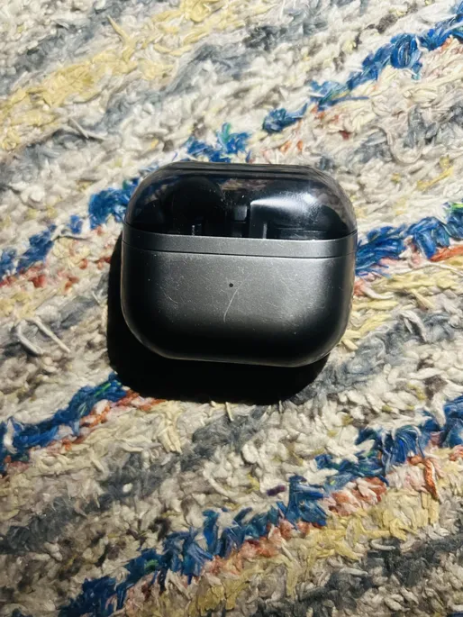 Buy used Samsung Galaxy Buds3 Pro - Used - Wireless Earbuds - Black online on Resellpur