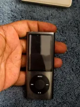Buy used Apple ipod nano 5th , camera and radio version online on Resellpur