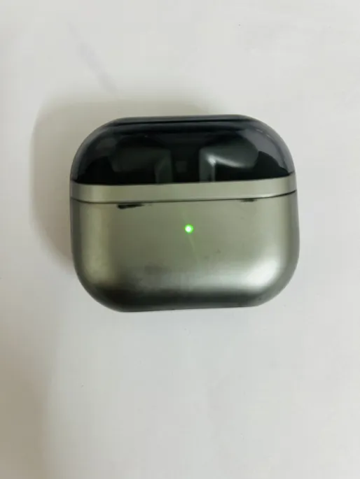 Buy used Samsung Galaxy Buds3 Pro - Used - Wireless Earbuds - Gray - Compact Design online on Resellpur