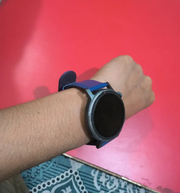 Buy used CMF By NOTHING Watch Pro 2 | Good | Unisex | Smartwatch | Blue | 1.32" AMOLED Display | GPS online on Resellpur