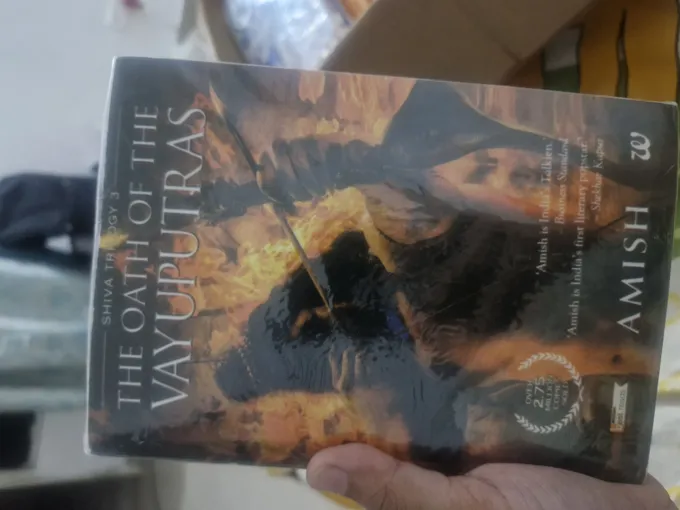 Buy used The Oath Of Vayuputras - New Paperback Book - Multicolor online on Resellpur