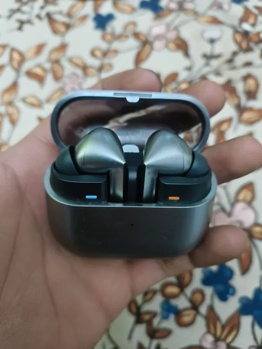 Buy used Samsung Galaxy Buds 3 Pro - Fully Working - Wireless Earbuds - Gray - Key Features Included online on Resellpur