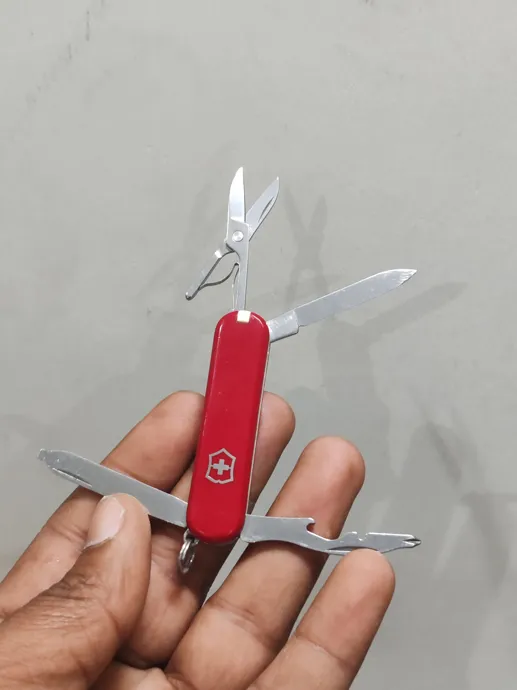 Sold second hand Pre-loved Victorinox Rambler Swiss Army Knife For Sale - Excellent Condition! on Resellpur