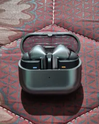 Buy used Samsung Galaxy Buds3 Pro - Used - Unisex - Earbuds - Gray - - AI Sound Customization online on Resellpur