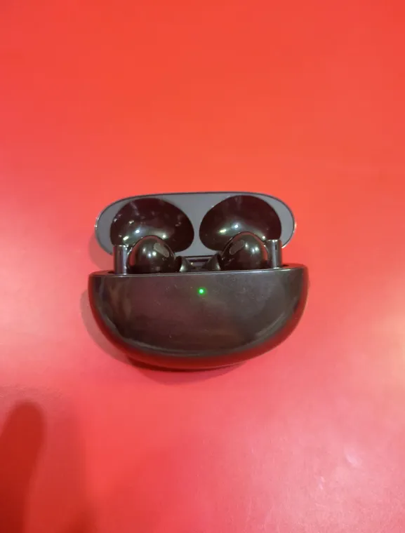 Sold second hand Realme Buds Air 5 Pro | Refurbished | Wireless Earbuds | Black | Bluetooth 5.3 | ANC on Resellpur