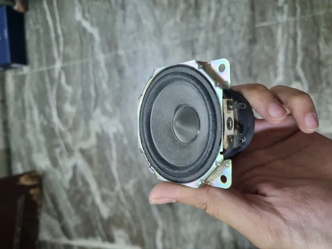 Buy used Sony Full Range Driver Speaker 2.75 Inches Loud And Crisp online on Resellpur