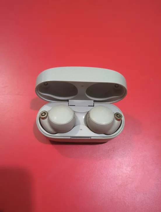 Sold second hand Sony WF-1000XM4 Refurbished Noise-cancelling Earbuds on Resellpur
