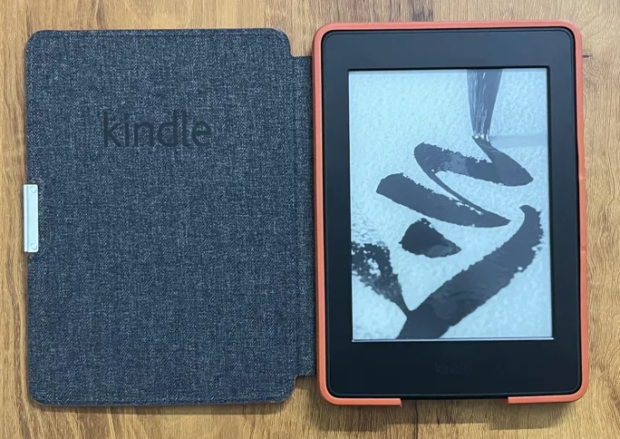 Sold second hand Amazon Kindle Paperwhite 7th Gen Excellent Condition Wifi + Cellular Black + Red Leather Cover on Resellpur